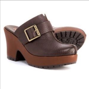 Kork-Ease Clogs